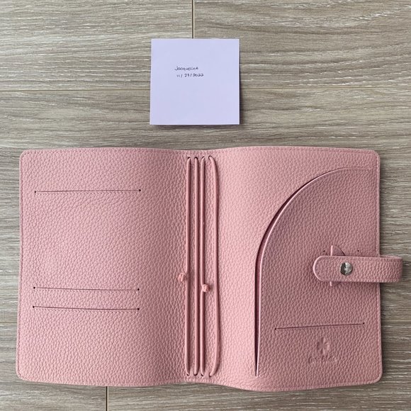 Aura Estelle Scarlet Traveler's Notebook TN B6 in Ballet Slippers - Picture 2 of 4